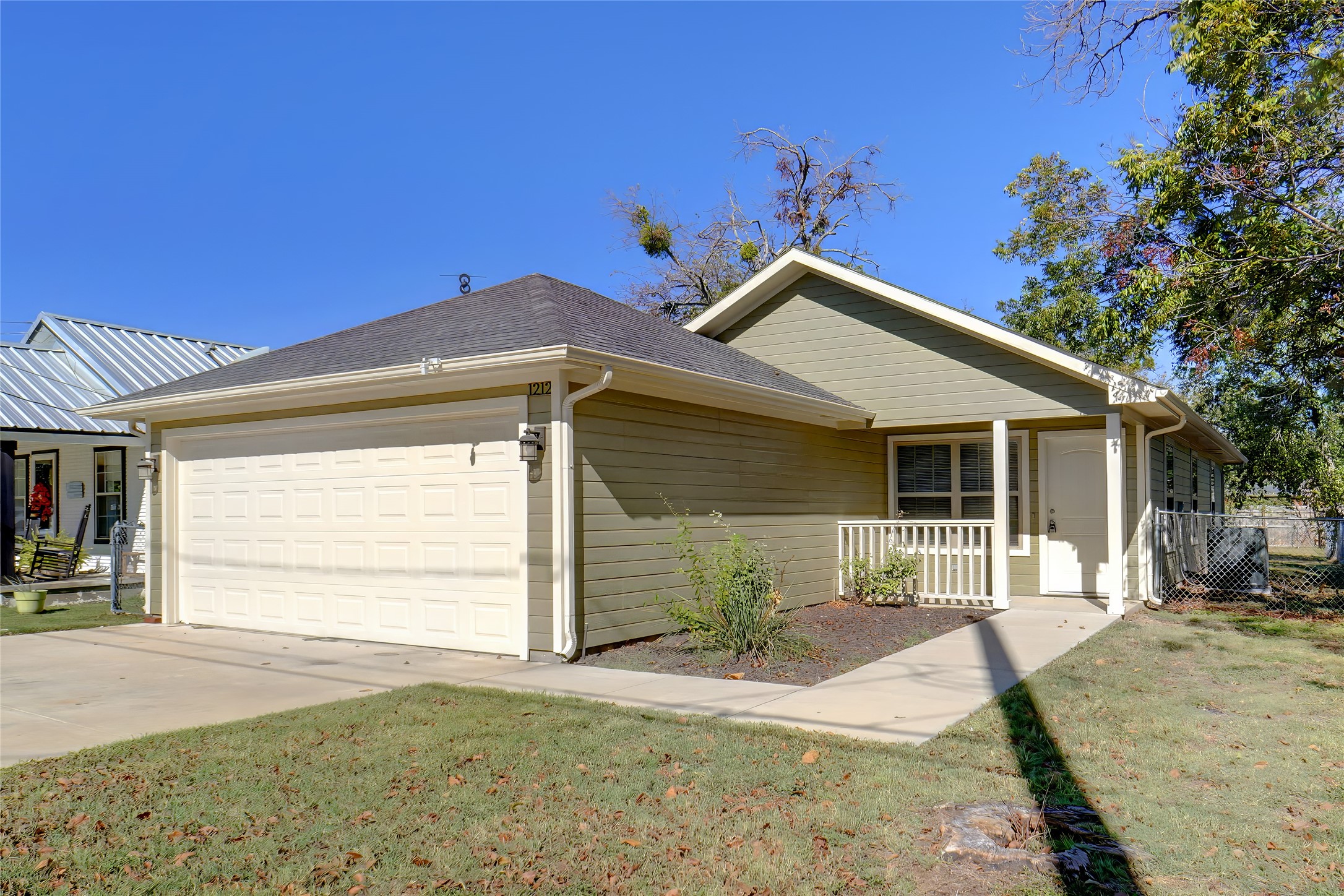 1212 Elmira Street Weatherford TX 76086