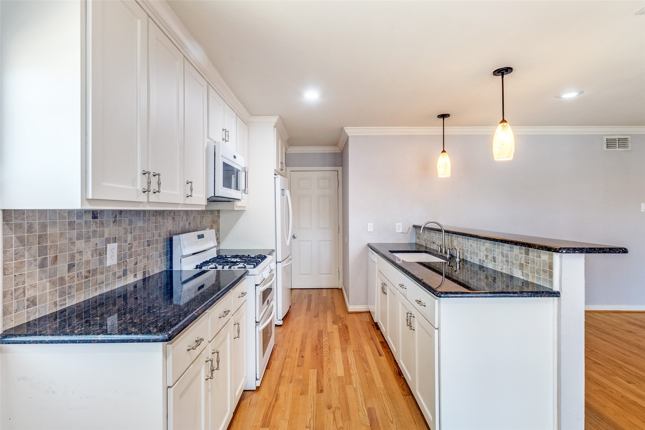 11707 Rogue Way Dallas TX 75218