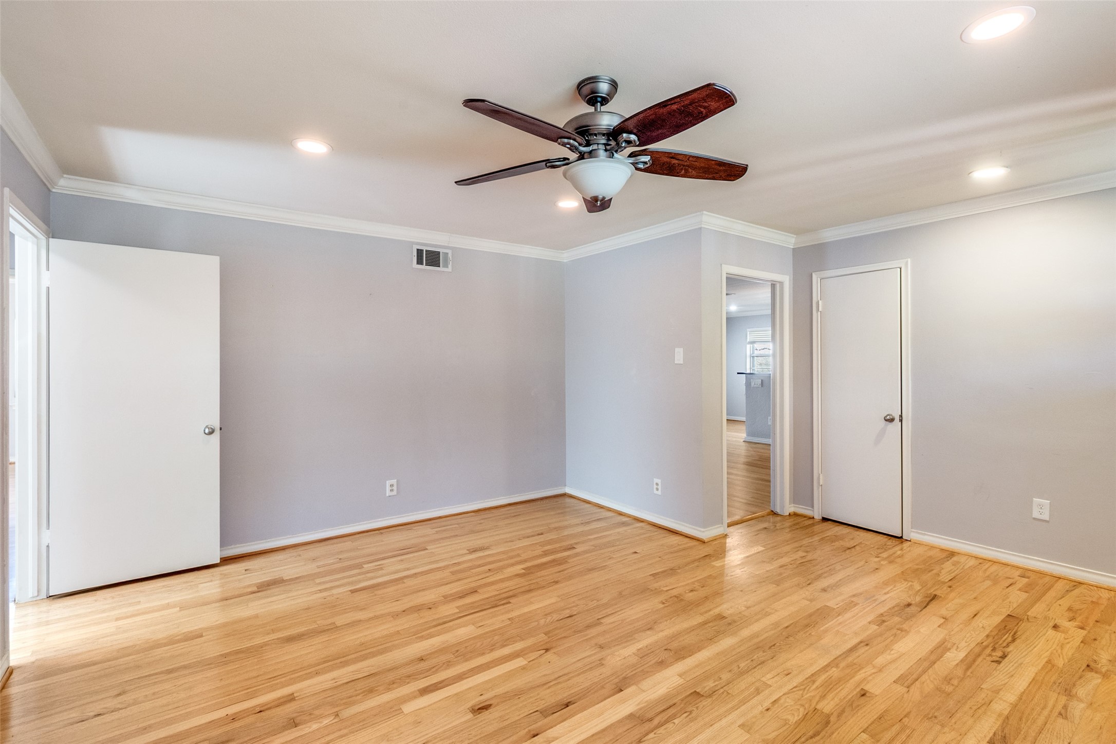 11707 Rogue Way Dallas TX 75218