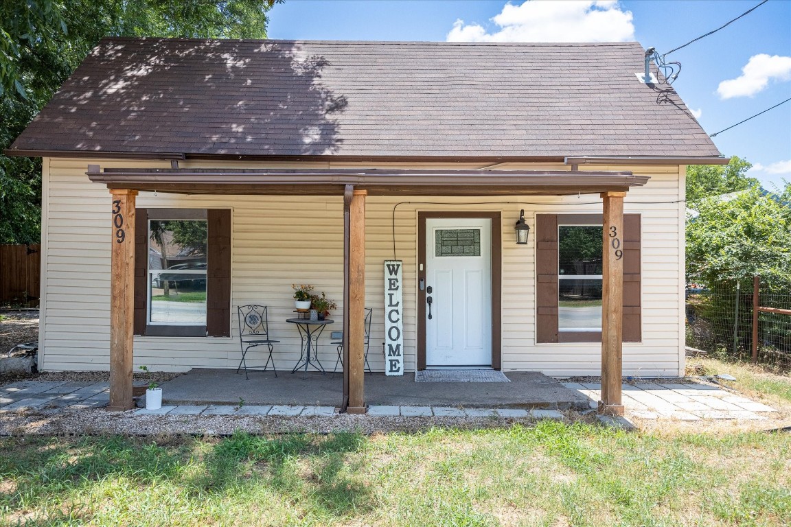 309 W 4th Street Weatherford TX 76086