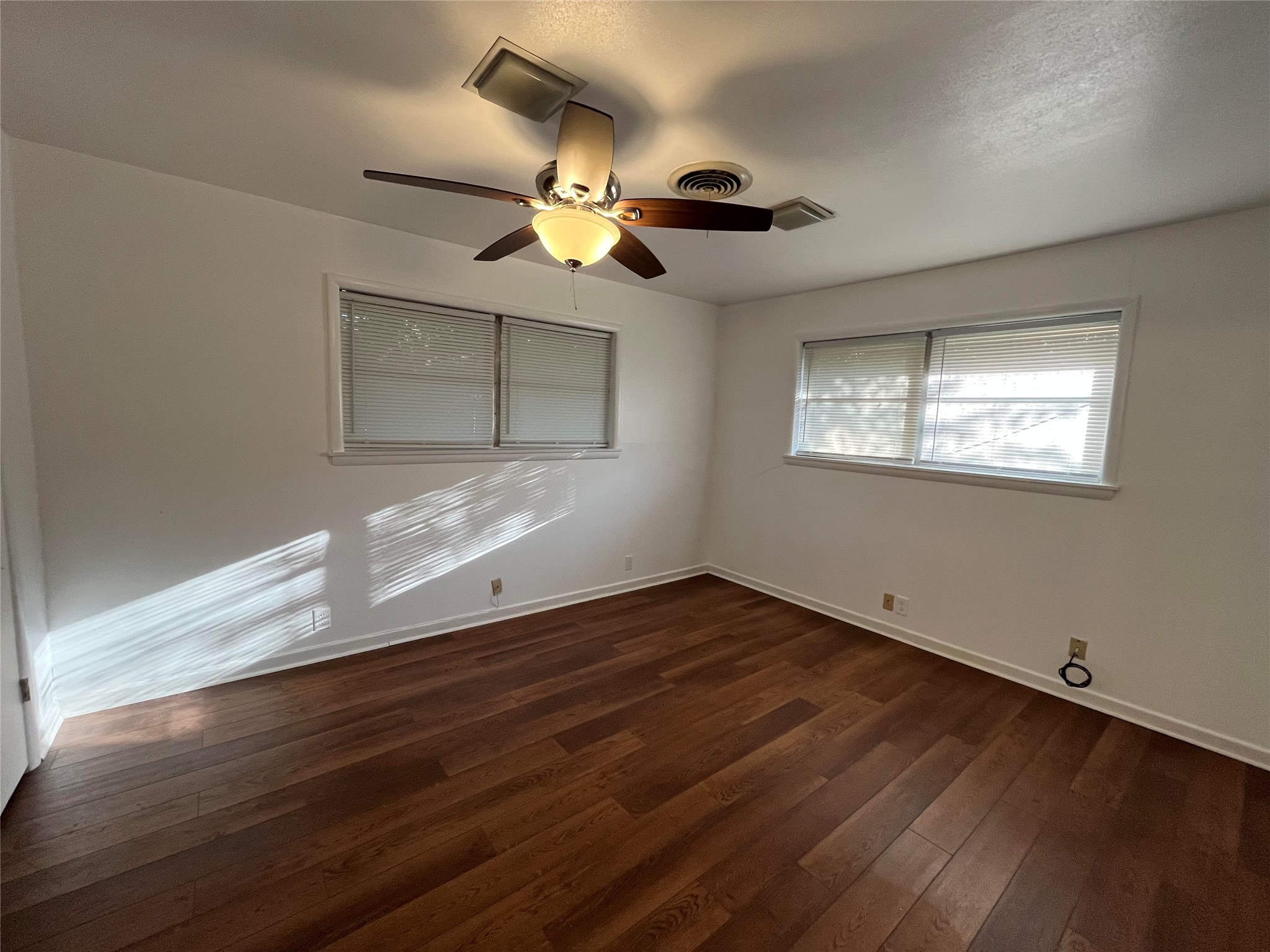 817 E Holly Lane Mexia TX 76667