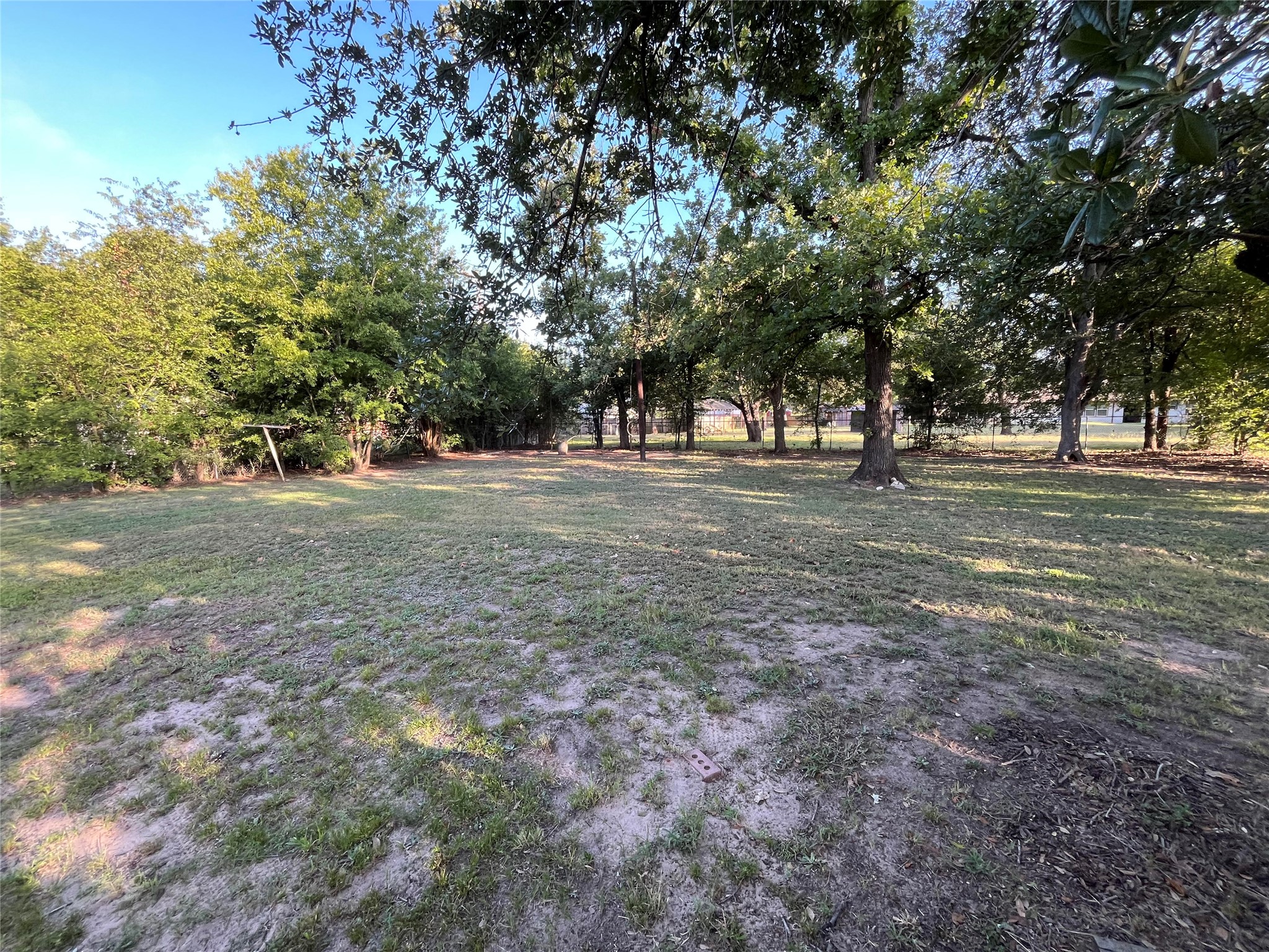 817 E Holly Lane Mexia TX 76667