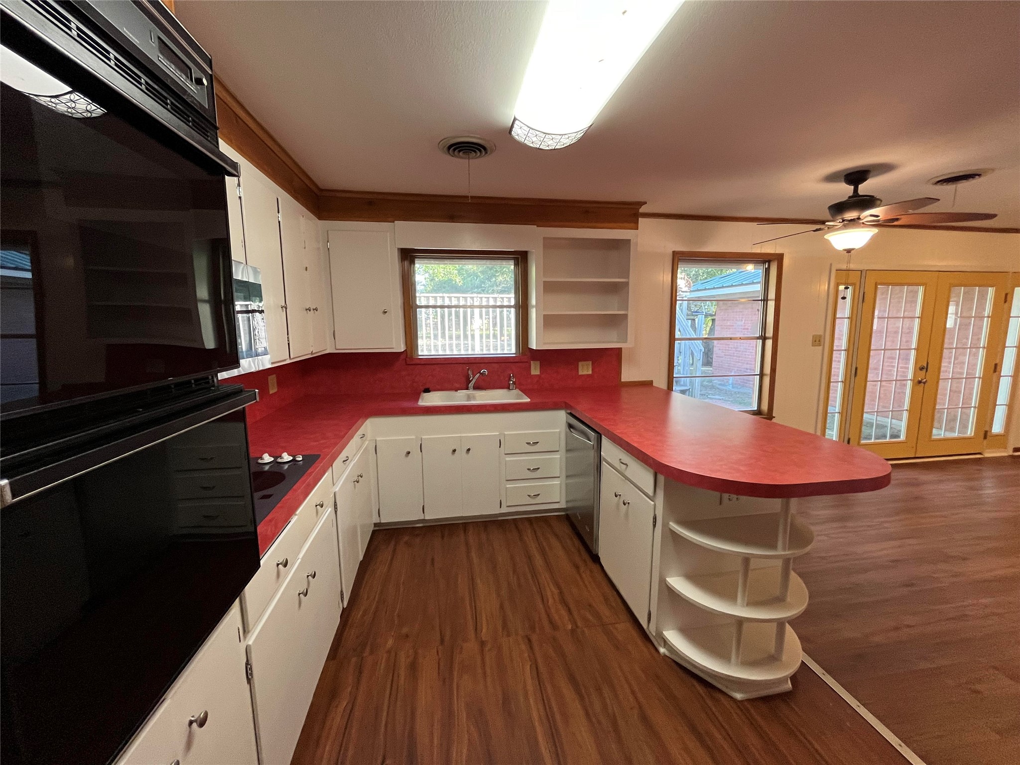 817 E Holly Lane Mexia TX 76667