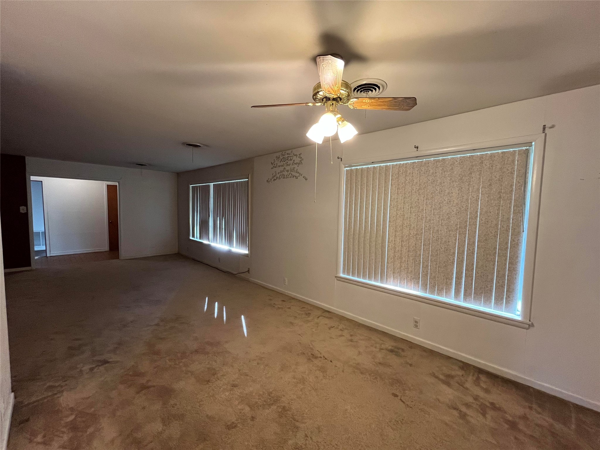 817 E Holly Lane Mexia TX 76667
