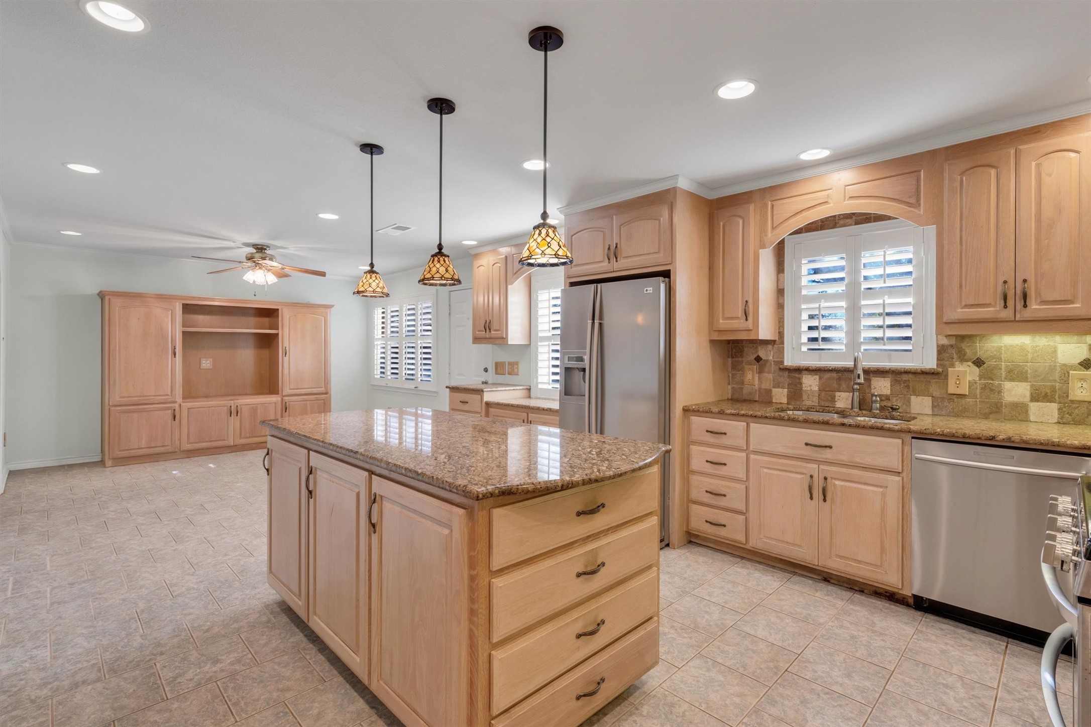 1832 Wonderlight Lane Dallas TX 75228
