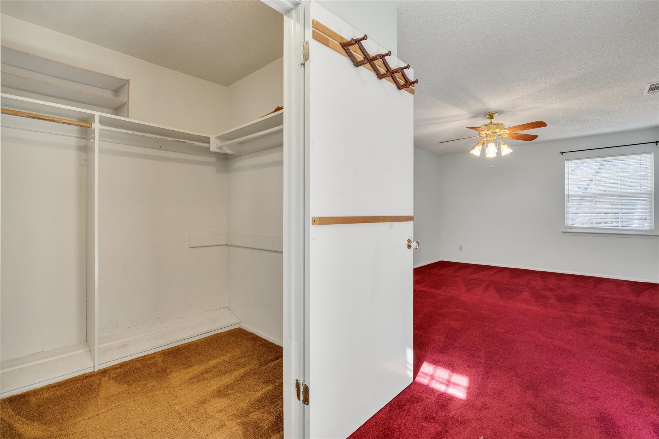 1832 Wonderlight Lane Dallas TX 75228