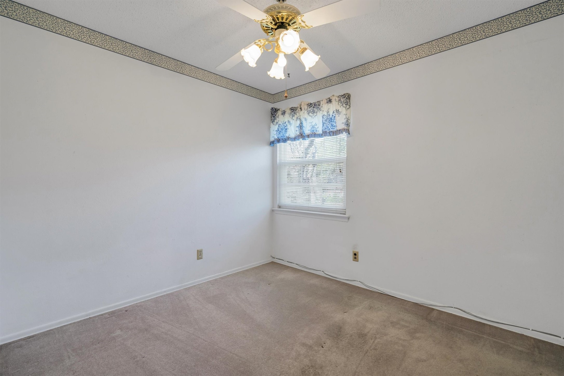 1832 Wonderlight Lane Dallas TX 75228