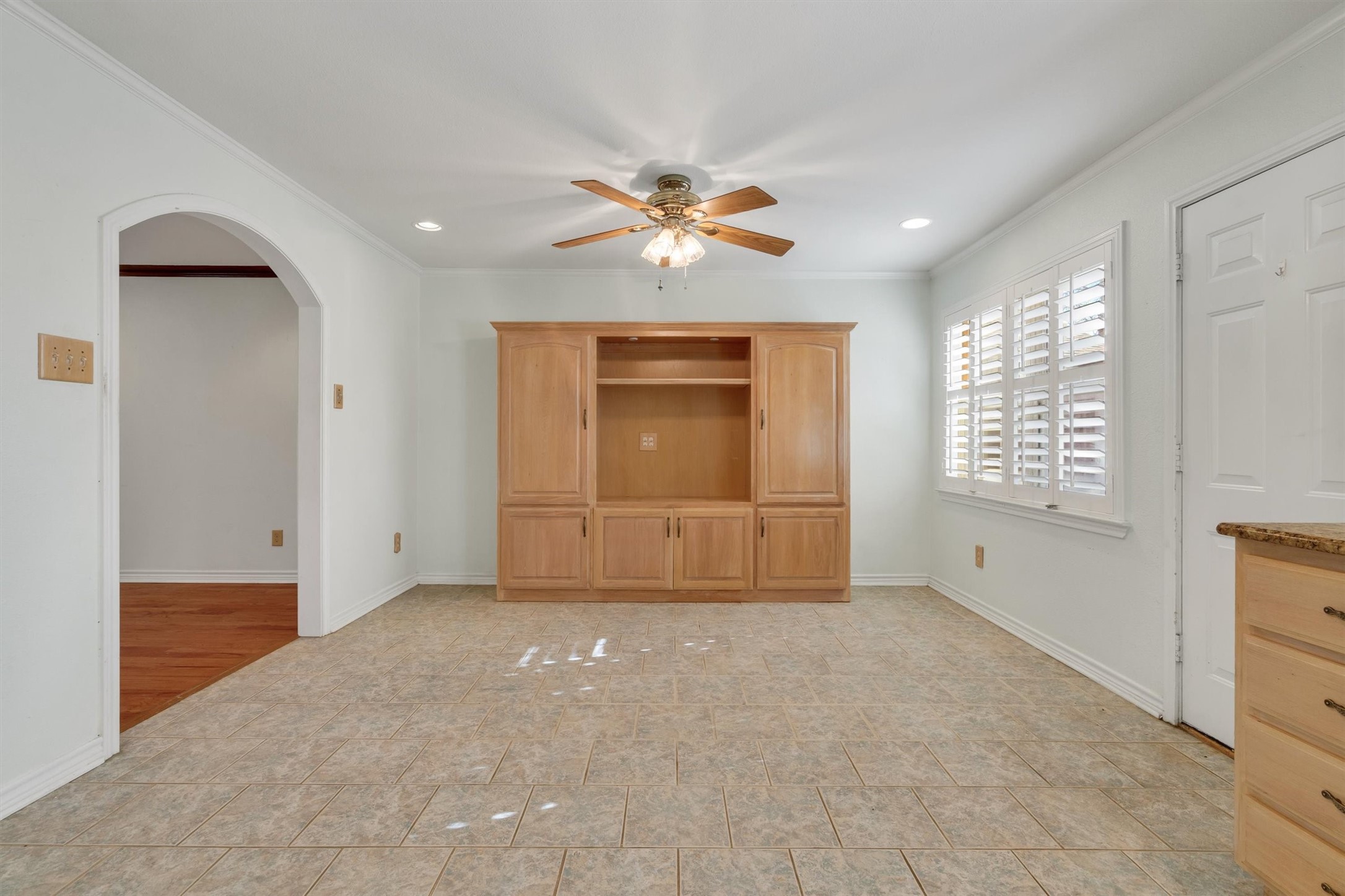 1832 Wonderlight Lane Dallas TX 75228