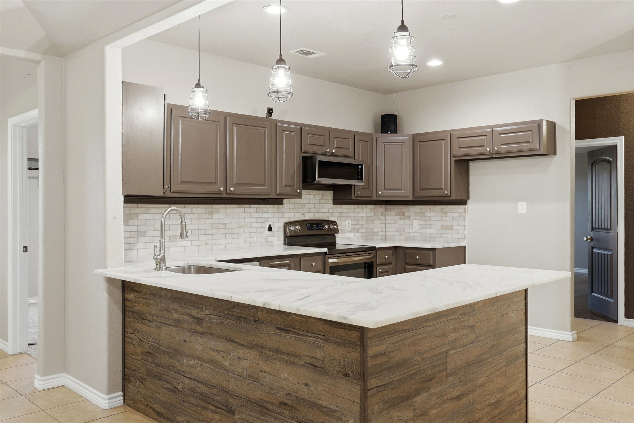 113 Mulkey Road Waxahachie TX 75167