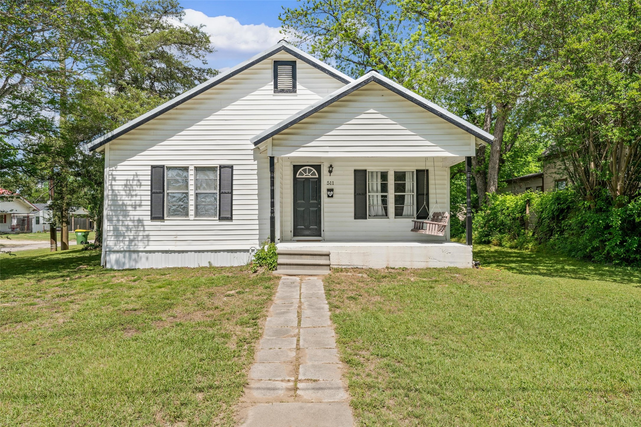 511 W Navasota Street Groesbeck TX 76642
