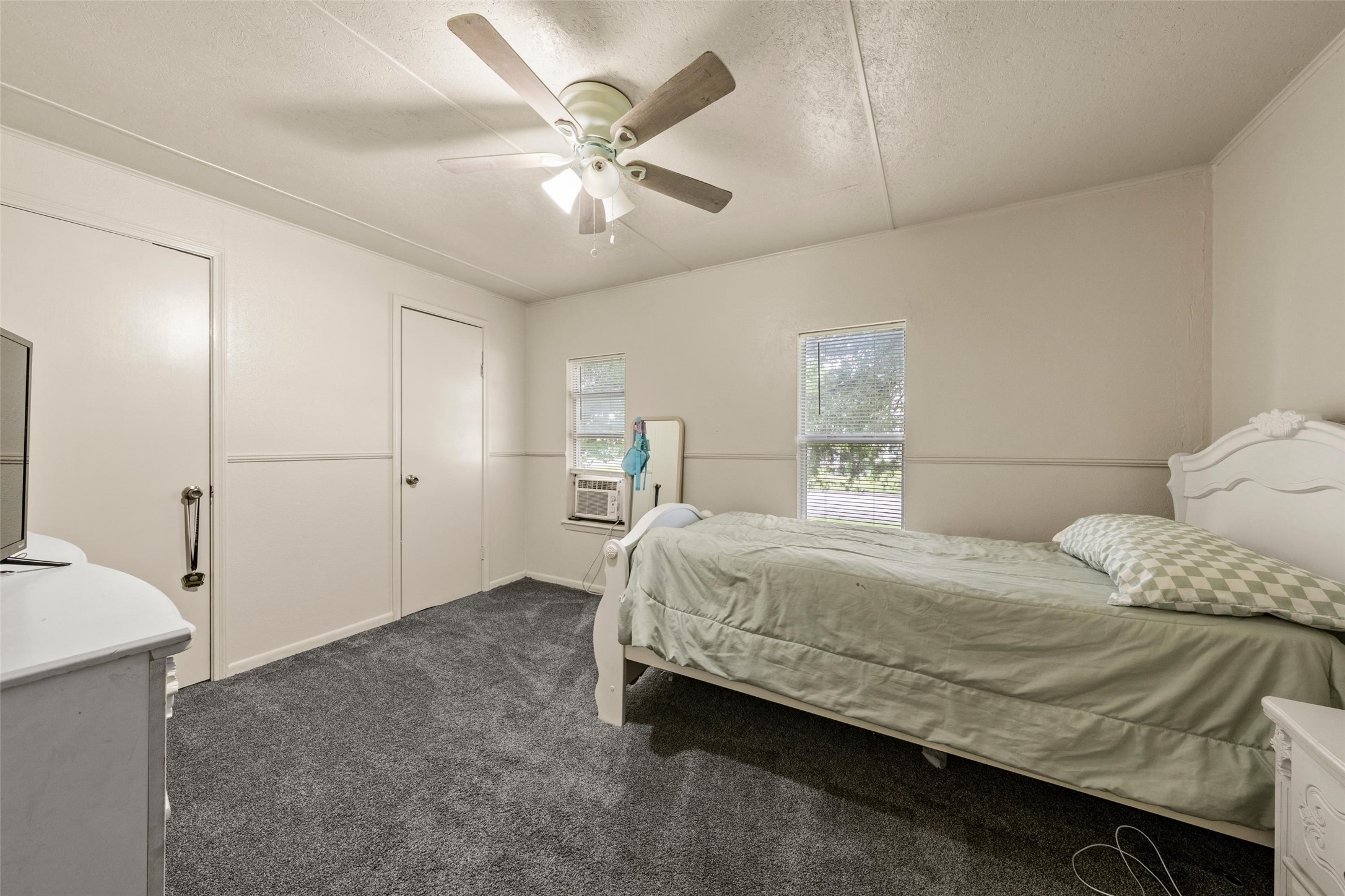 511 W Navasota Street Groesbeck TX 76642