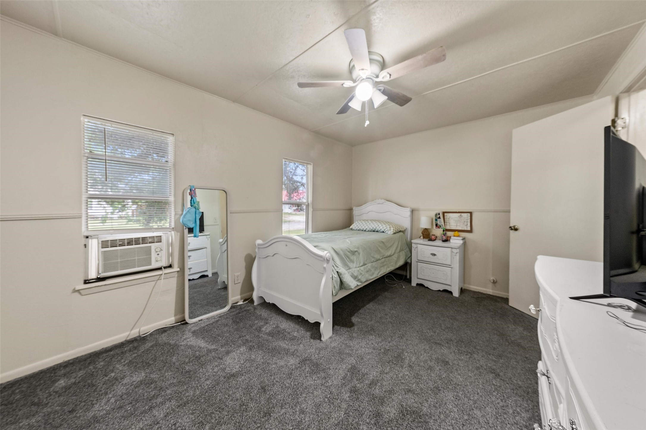 511 W Navasota Street Groesbeck TX 76642