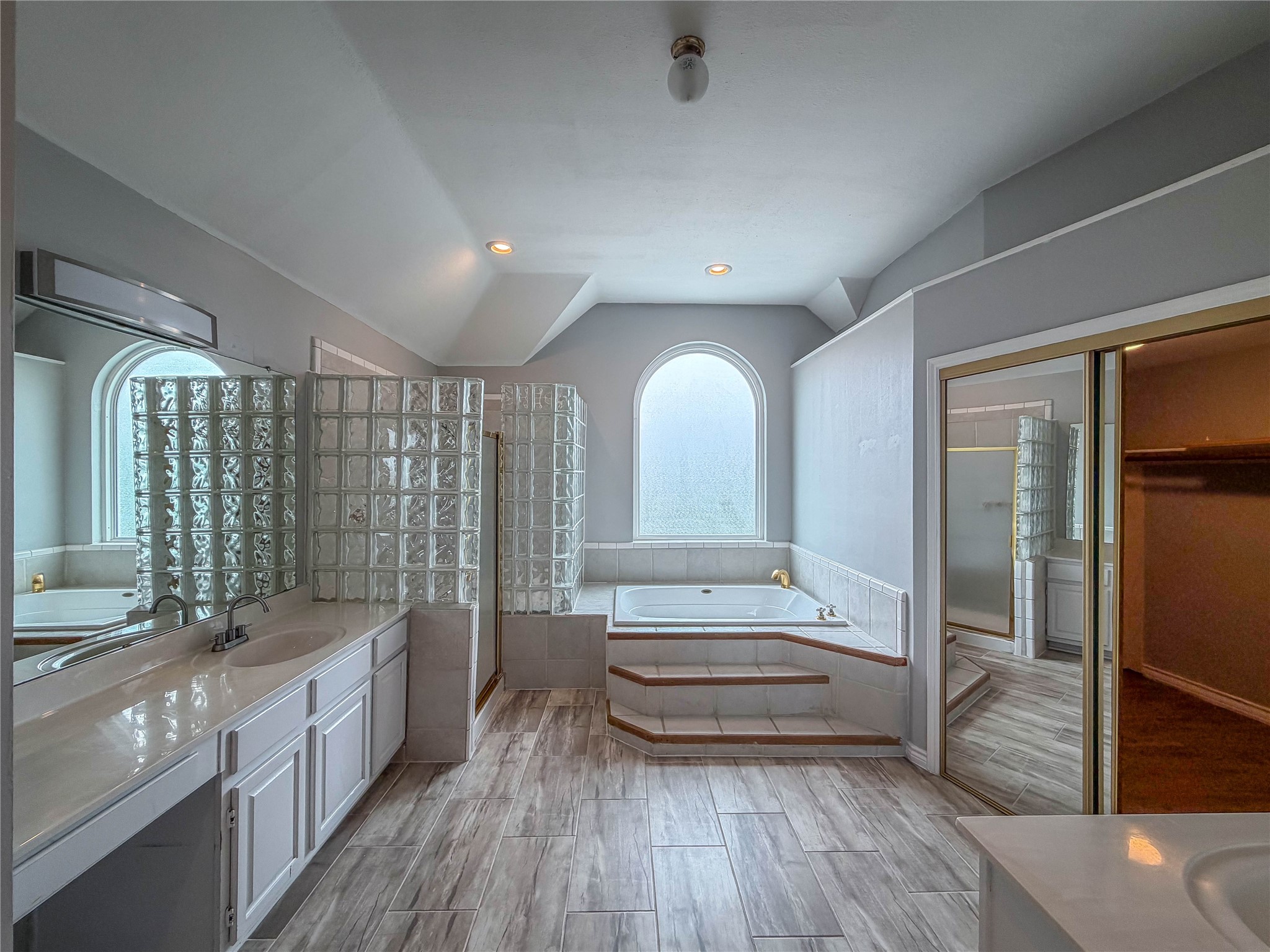1081 Woodbriar Drive Grapevine TX 76051