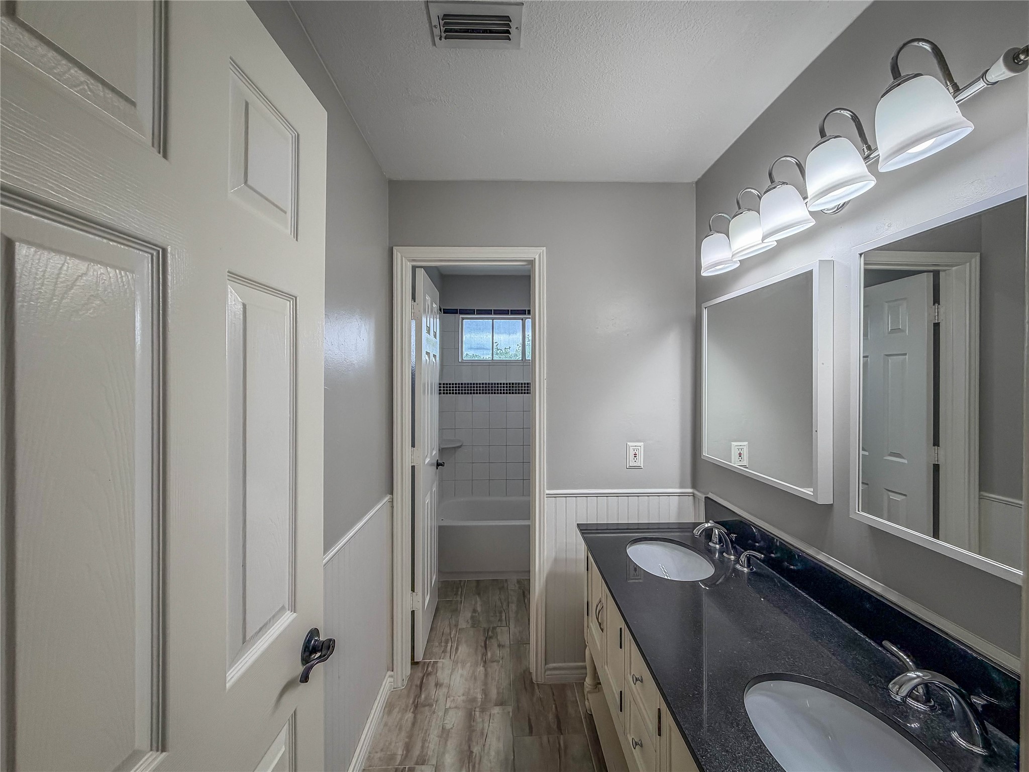 1081 Woodbriar Drive Grapevine TX 76051