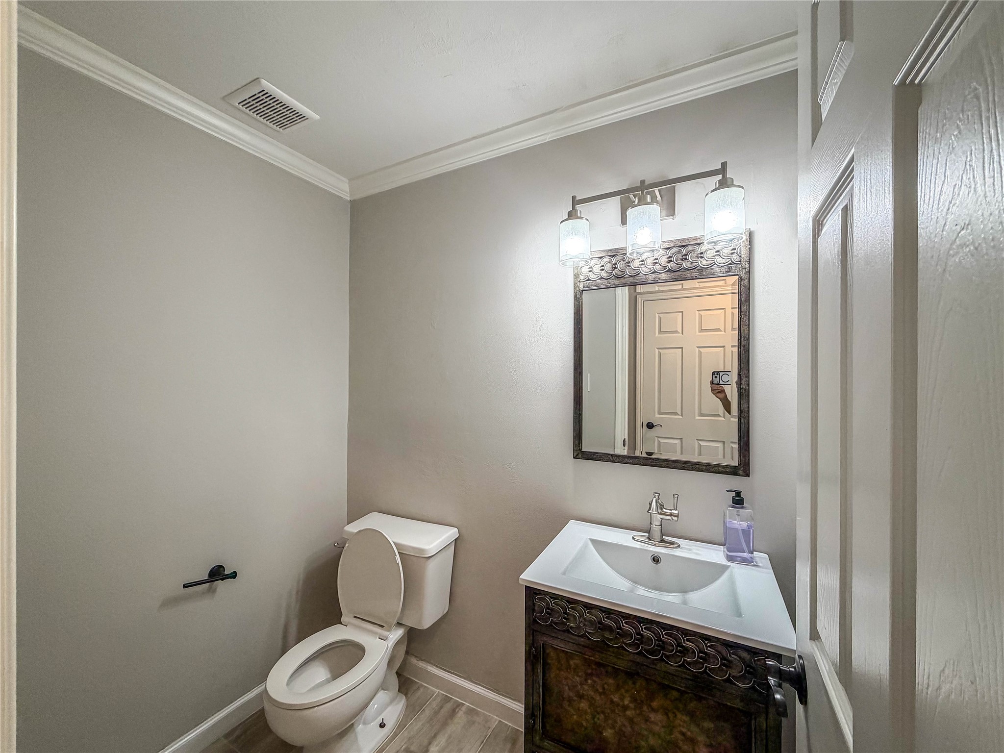 1081 Woodbriar Drive Grapevine TX 76051