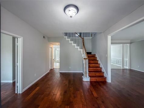 1081 Woodbriar Drive Grapevine TX 76051