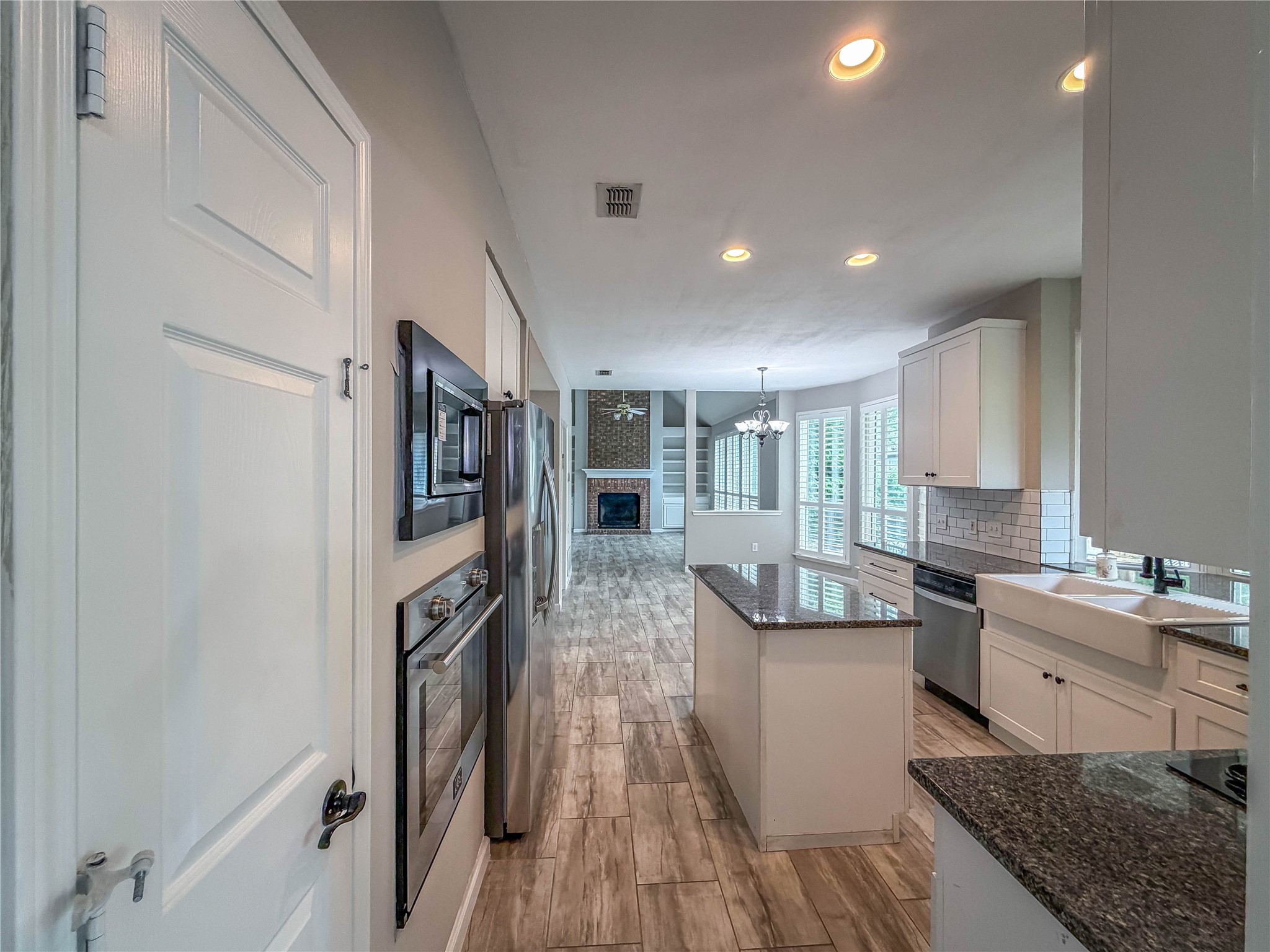 1081 Woodbriar Drive Grapevine TX 76051