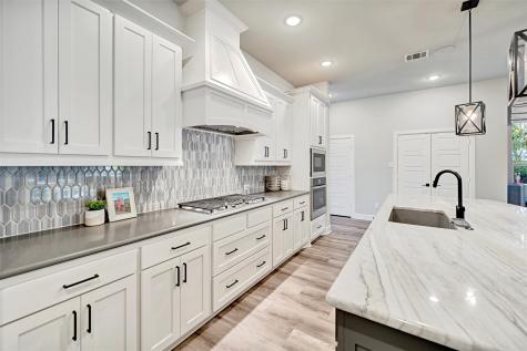4825 Beaver Creek Drive Arlington TX 76005