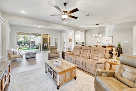 4825 Beaver Creek Drive Arlington TX 76005