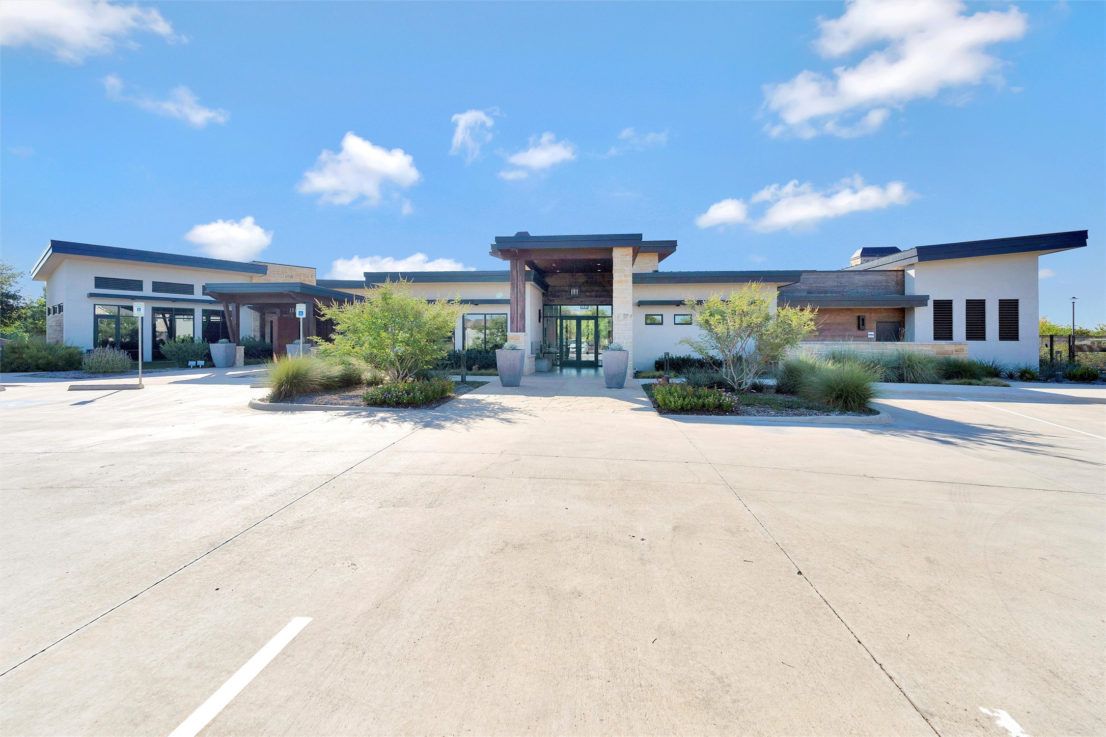 4825 Beaver Creek Drive Arlington TX 76005