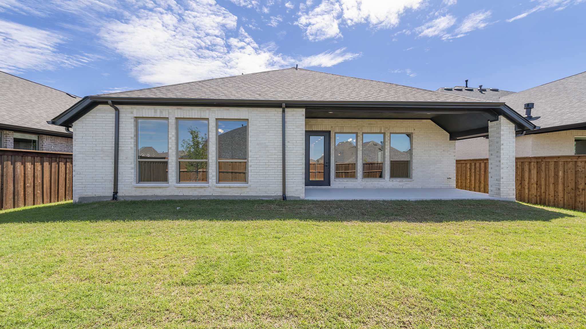 811 River Sky Road Lavon TX 75166