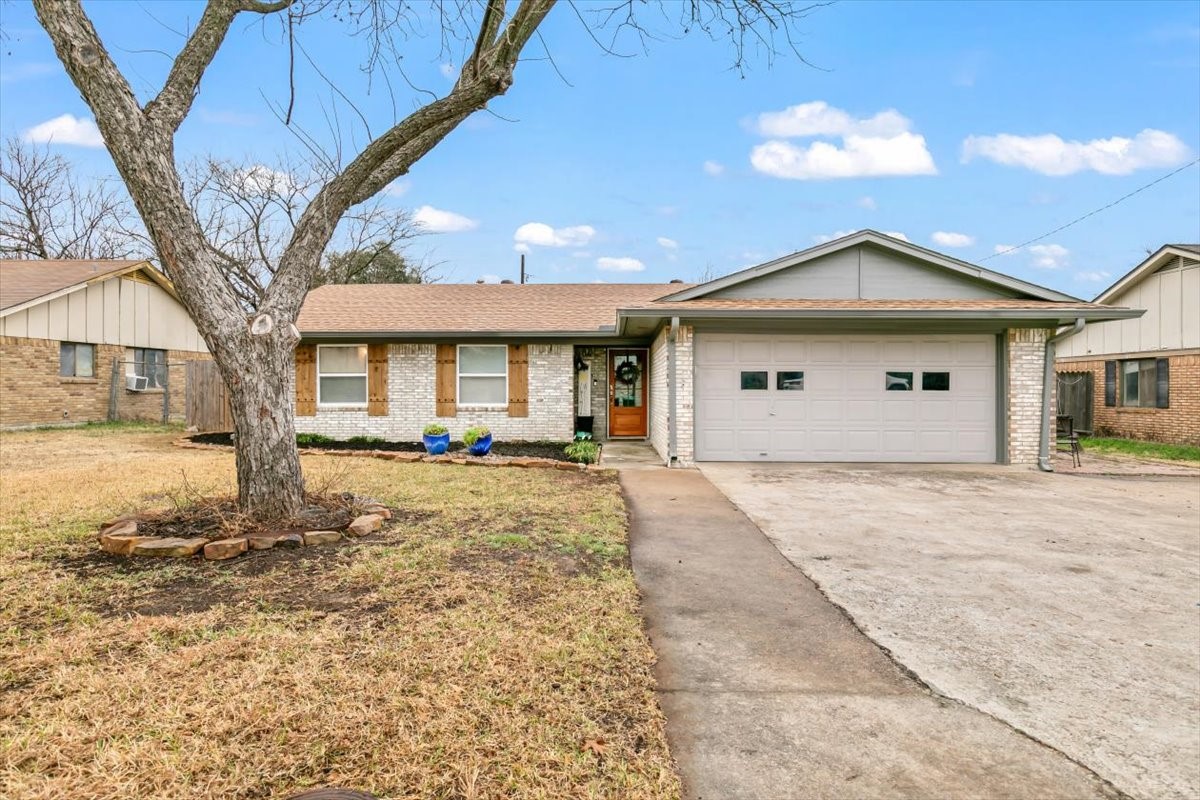 119 Alamo Street Waxahachie TX 75165