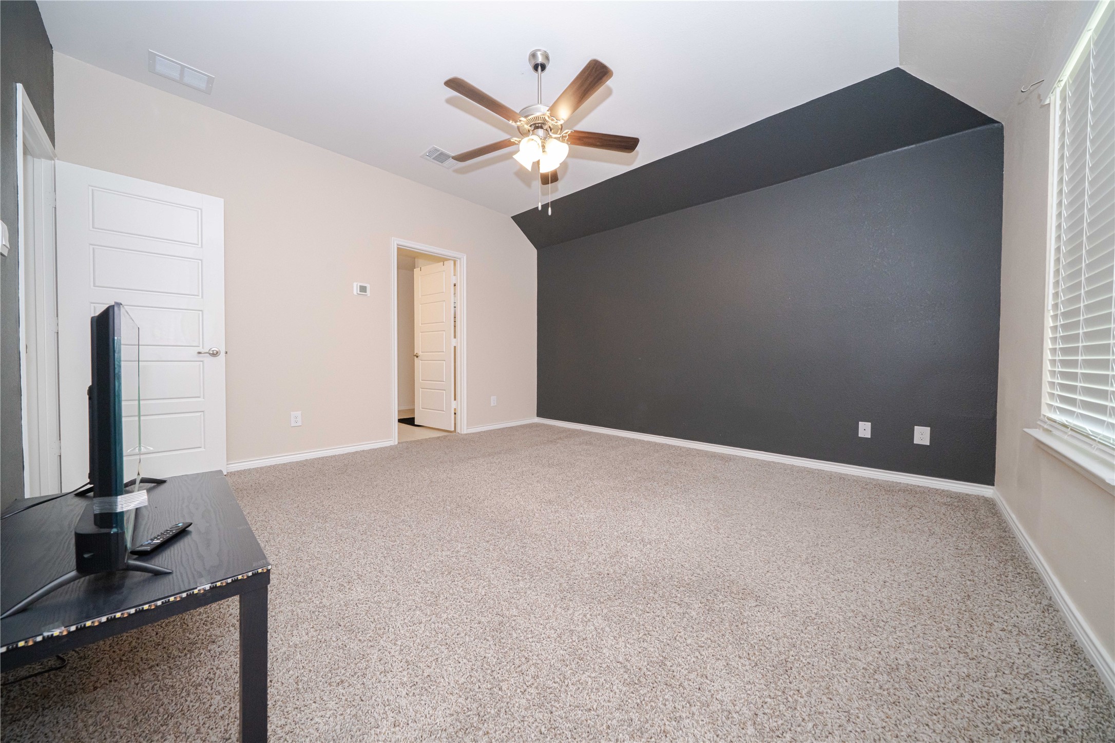 211 Condor Pass Caddo Mills TX 75135