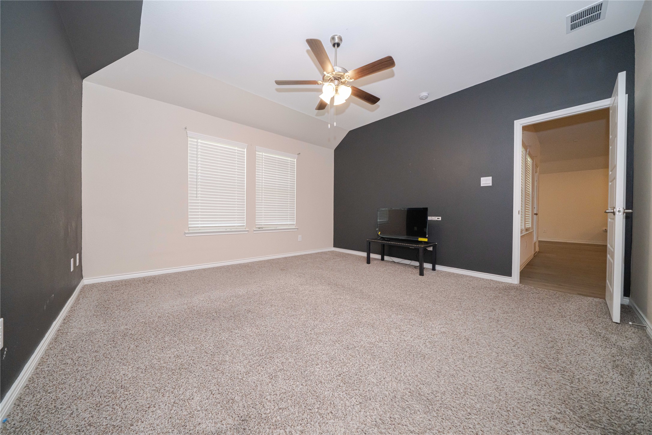 211 Condor Pass Caddo Mills TX 75135