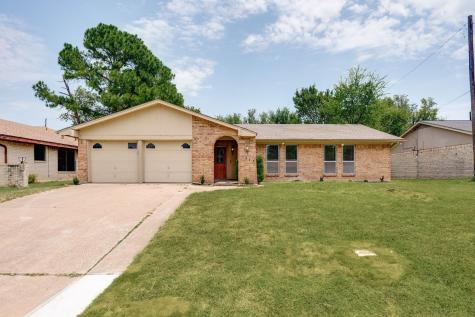 1513 Warren Lane Fort Worth TX 76112