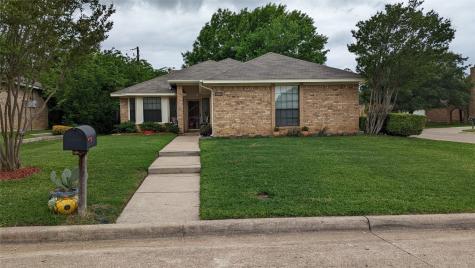 6000 Ivy Glen Drive Arlington TX 76017