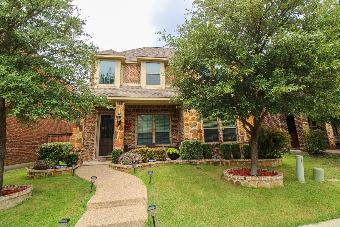 6935 Sarria Grand Prairie TX 75054