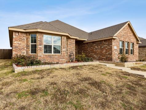 527 Clearlake Drive Waxahachie TX 75165