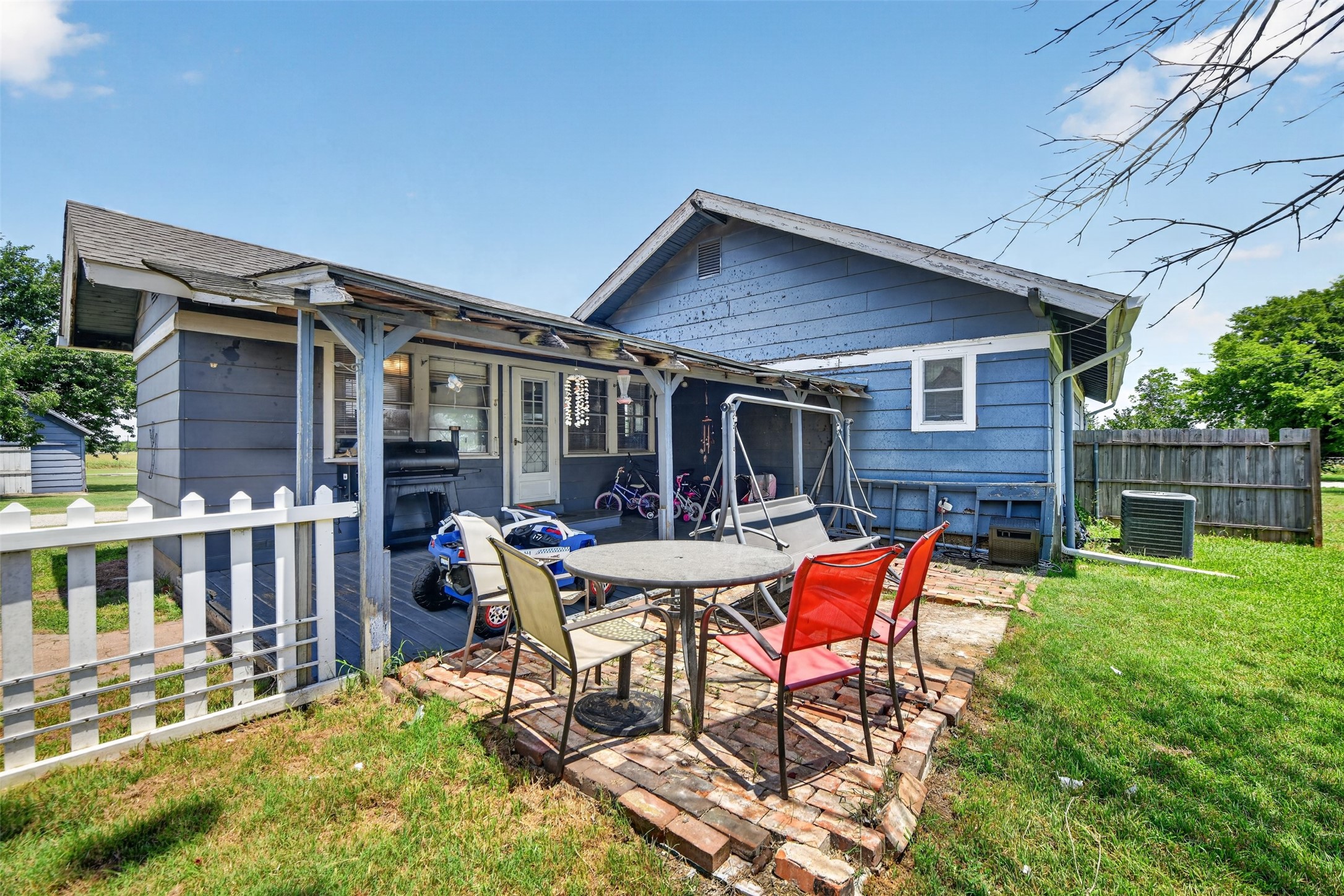 500 S Pecan Creek Trail Valley View TX 76272