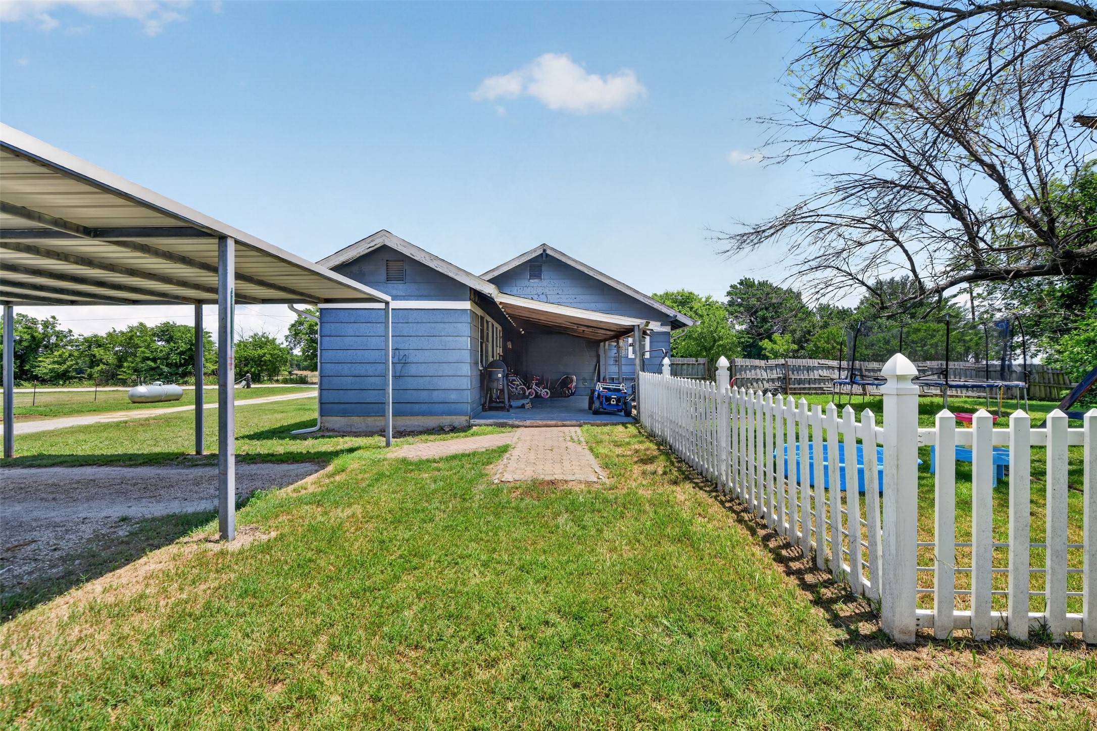 500 S Pecan Creek Trail Valley View TX 76272