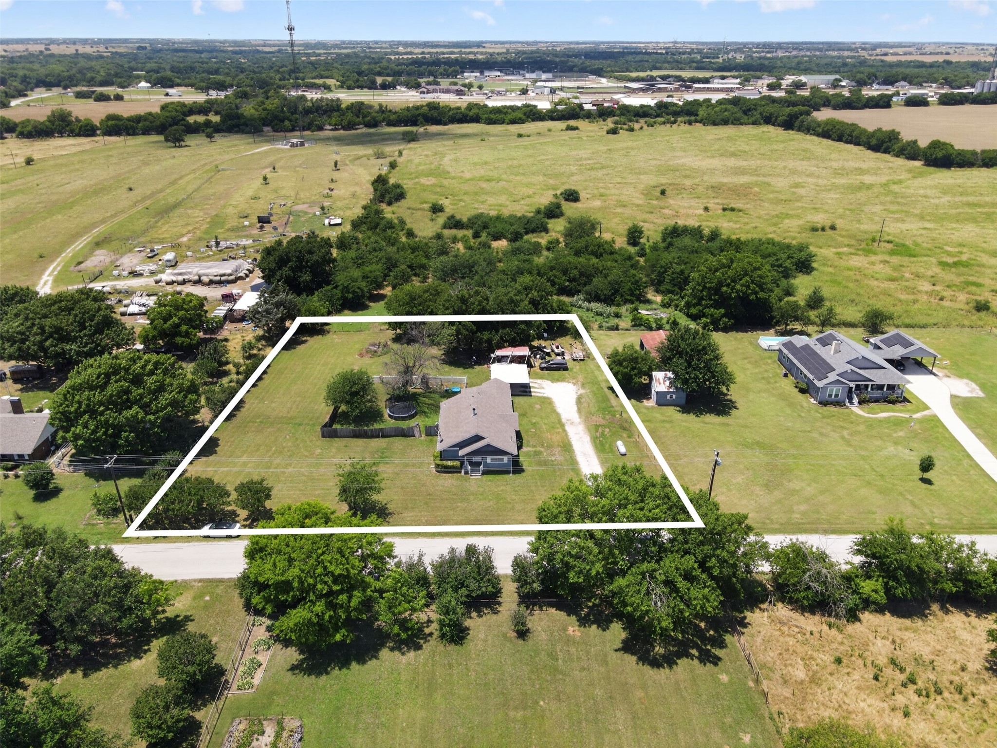 500 S Pecan Creek Trail Valley View TX 76272