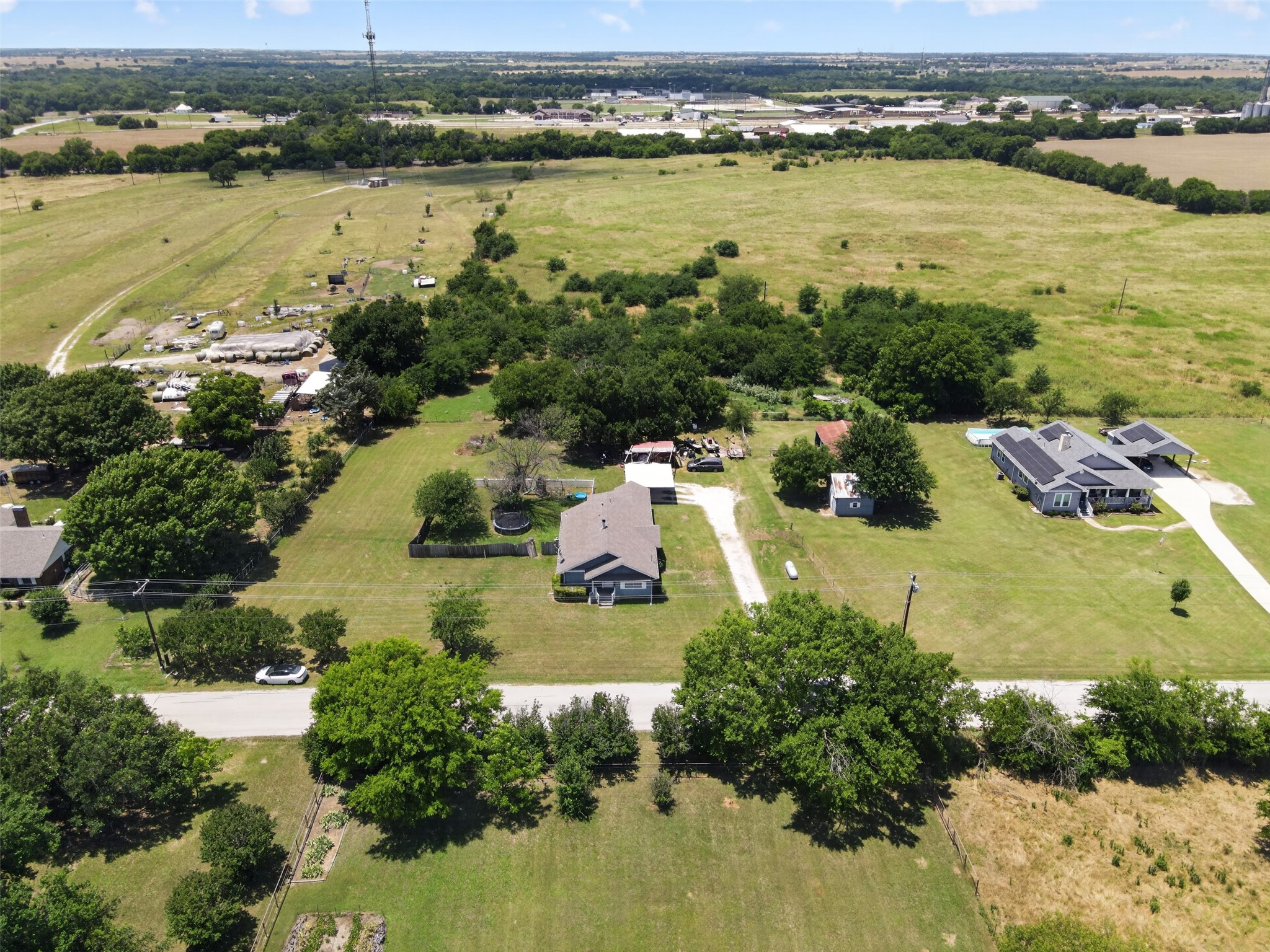 500 S Pecan Creek Trail Valley View TX 76272