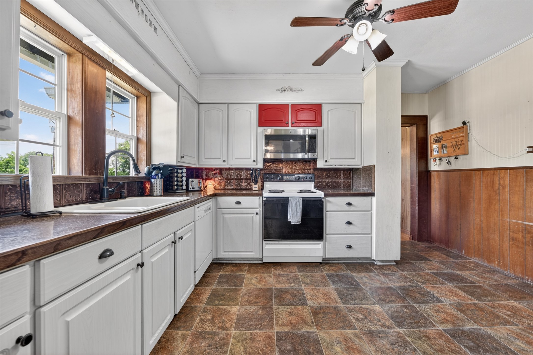 500 S Pecan Creek Trail Valley View TX 76272