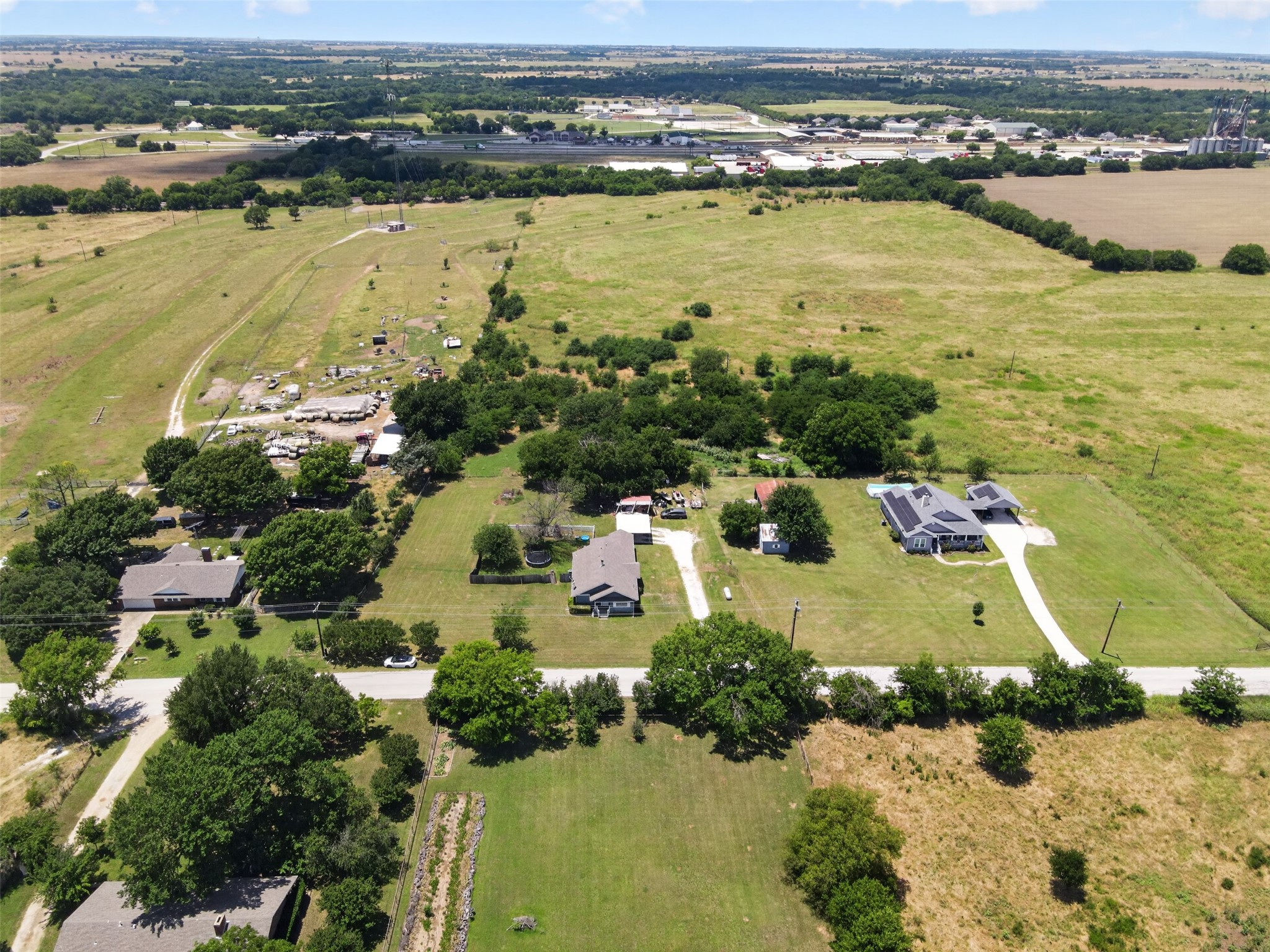 500 S Pecan Creek Trail Valley View TX 76272