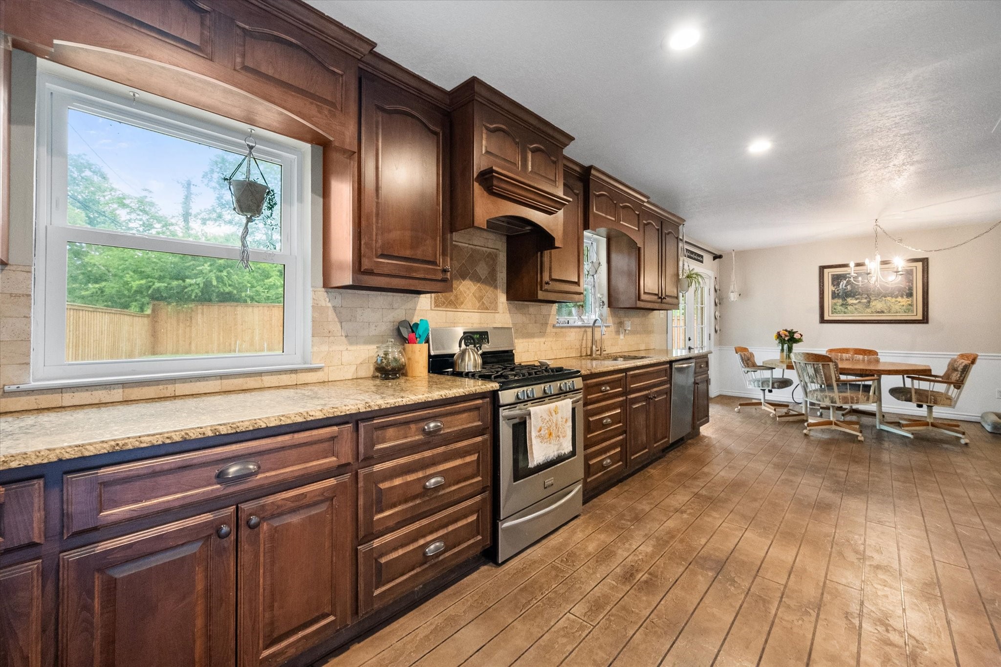 140 Jill Ann Drive Burleson TX 76028