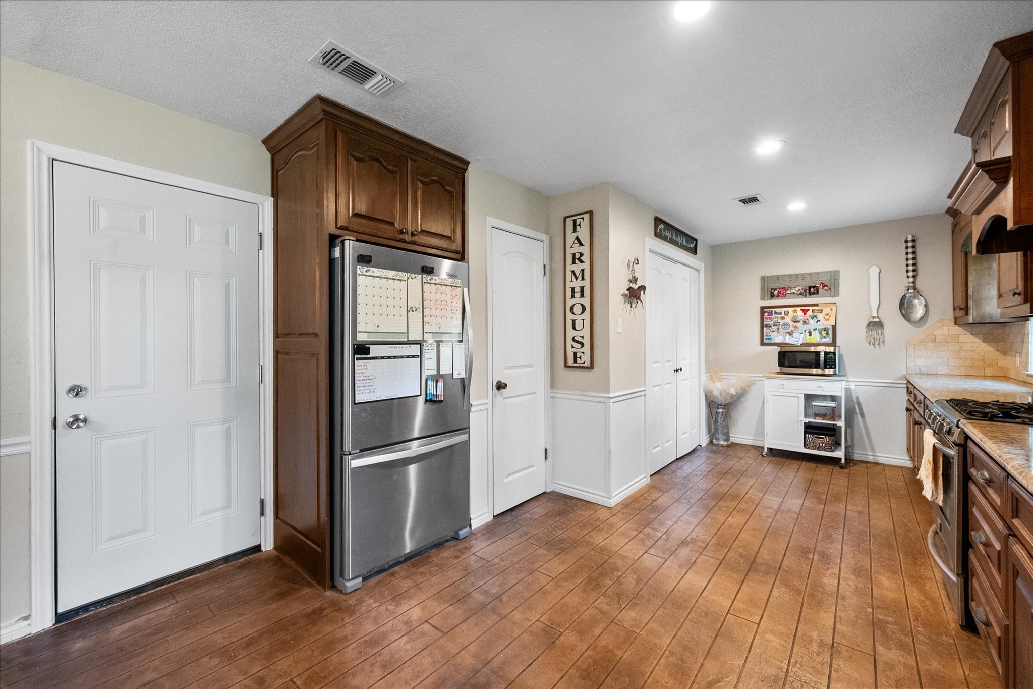 140 Jill Ann Drive Burleson TX 76028