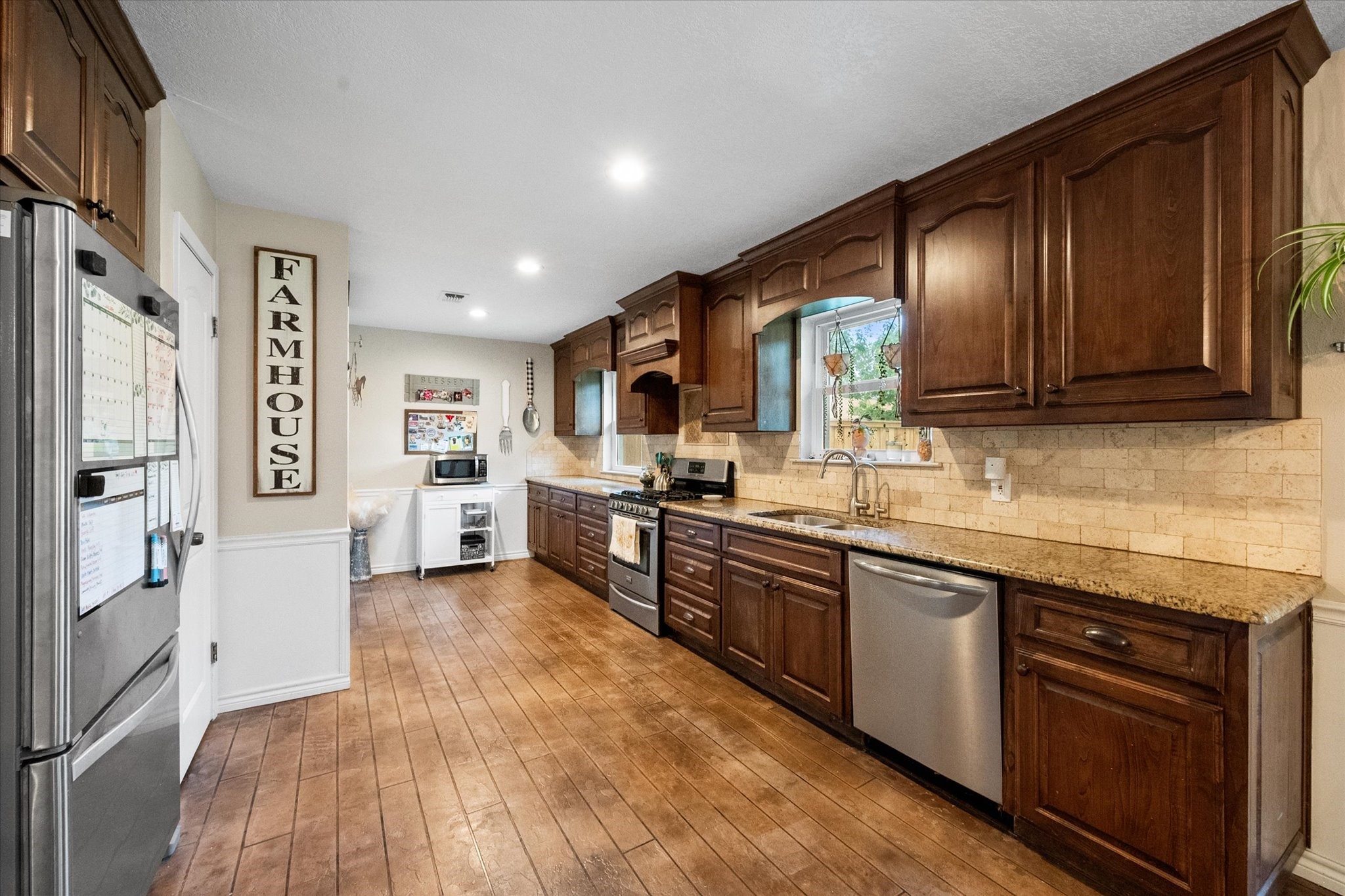 140 Jill Ann Drive Burleson TX 76028