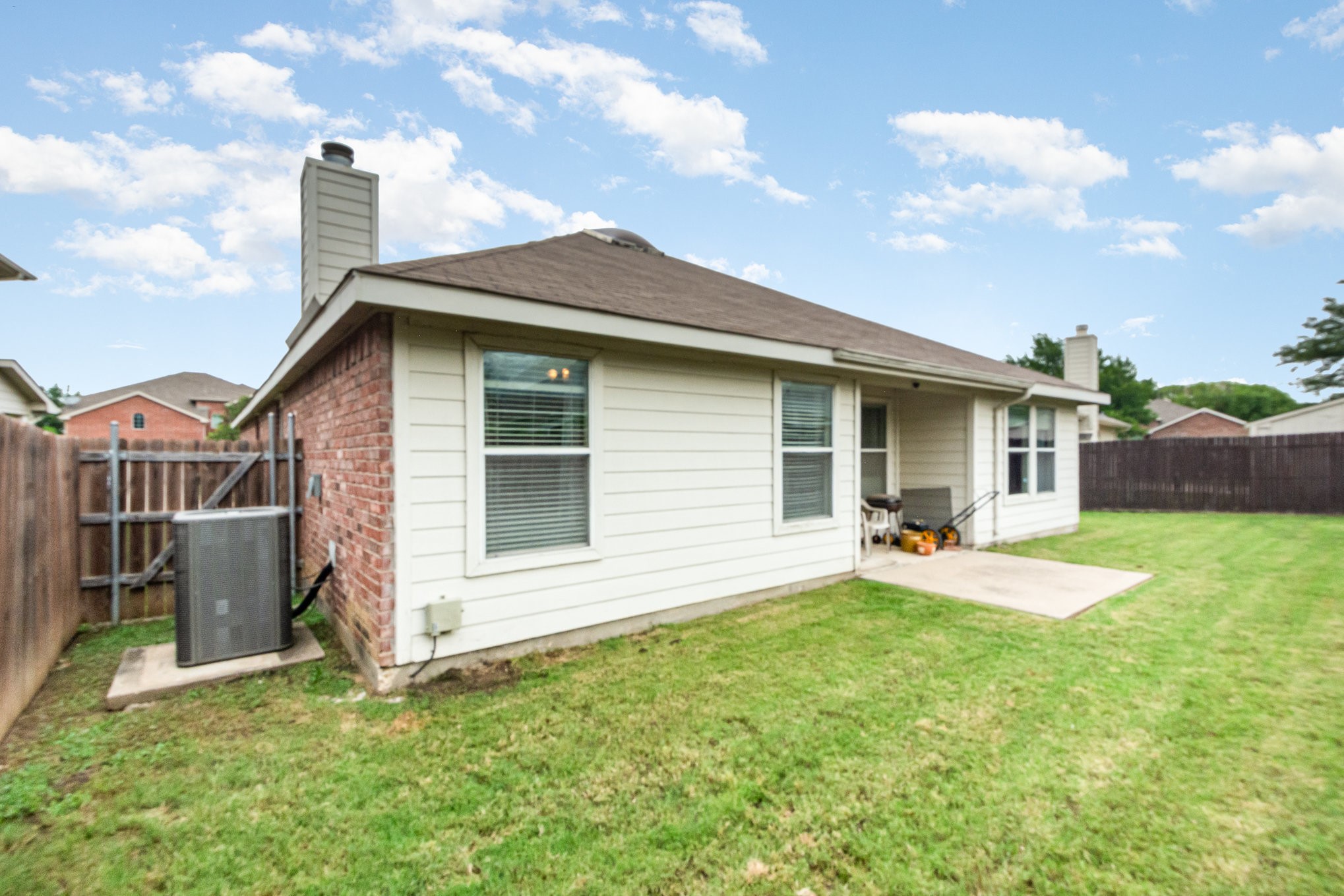 1232 Morning Dove Aubrey TX 76227