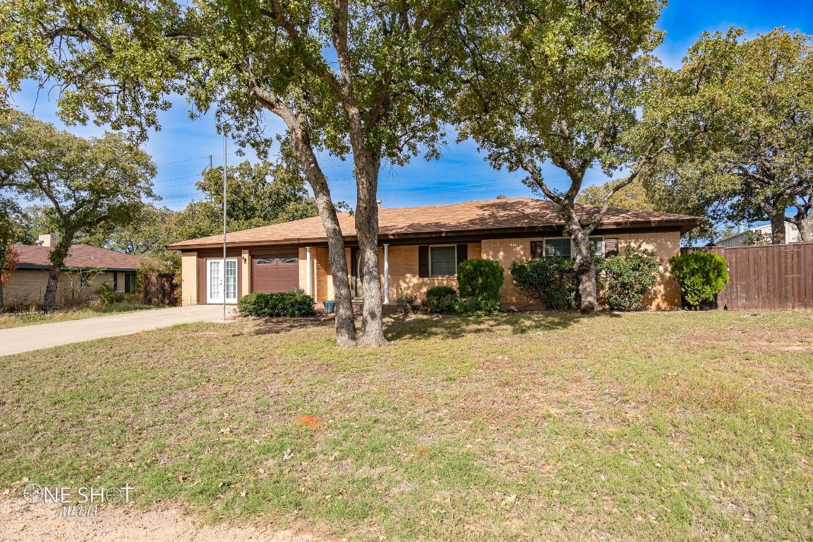 2310 Castle Drive Clyde TX 79510