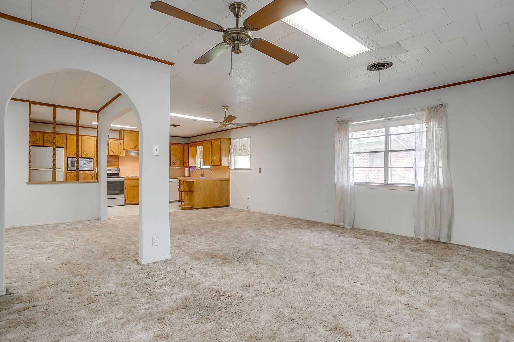 616 Post Oak Drive Hurst TX 76053