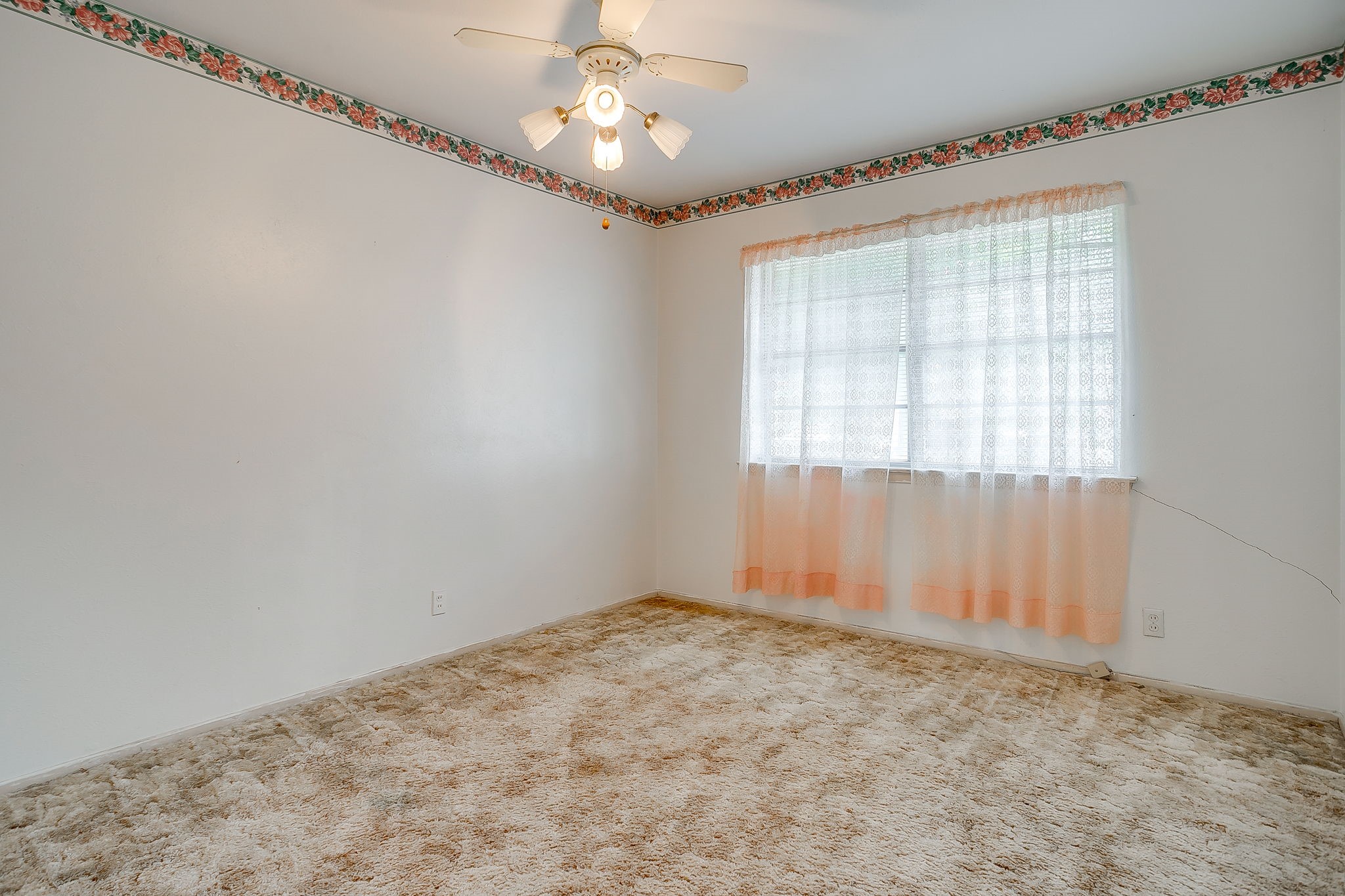 616 Post Oak Drive Hurst TX 76053