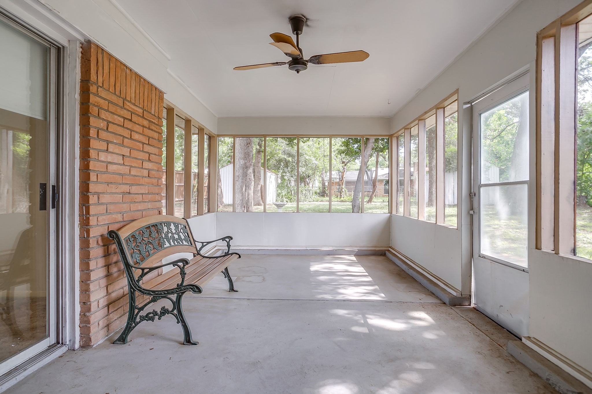 616 Post Oak Drive Hurst TX 76053