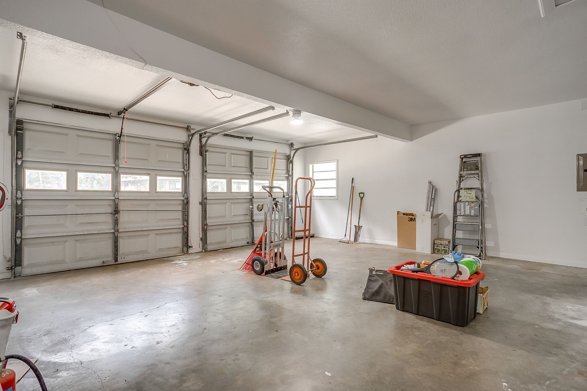 616 Post Oak Drive Hurst TX 76053