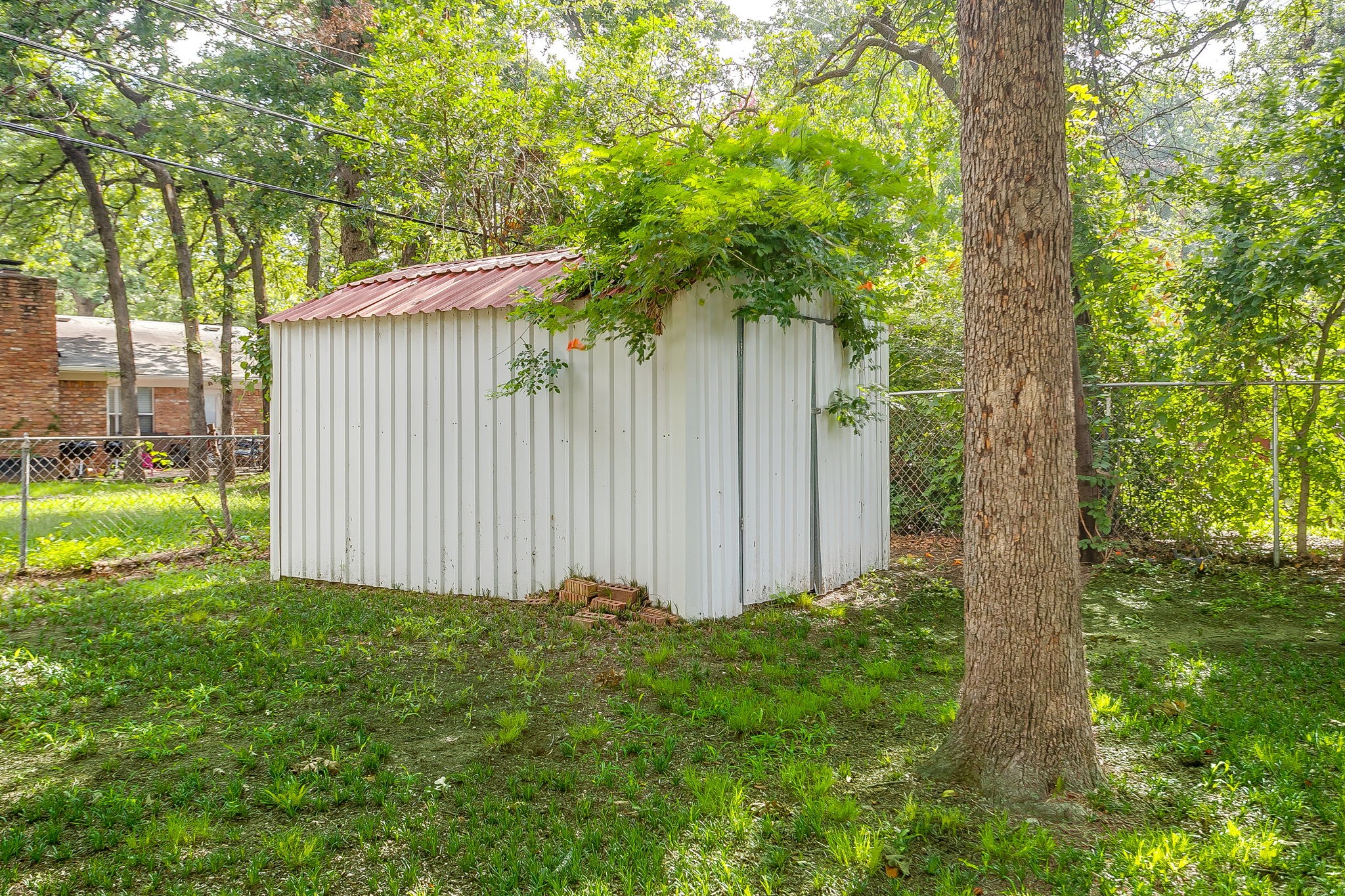 616 Post Oak Drive Hurst TX 76053