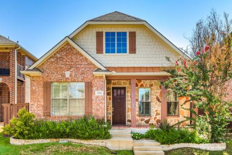 1552 Barksdale Drive Lewisville TX 75077