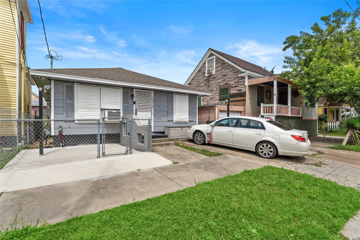 1317 32nd Street Galveston TX 77550